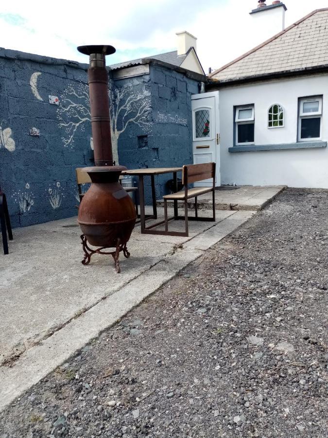 Apple Tree Cottage Rooskey Exterior photo